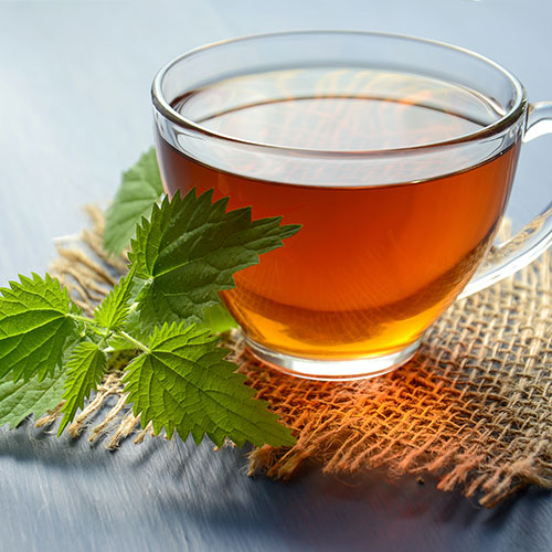 5 Ways to Brighten Skin Using Green Tea