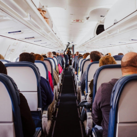 Jet-Set Glow: How to Keep Your Skin Hydrated During Flights