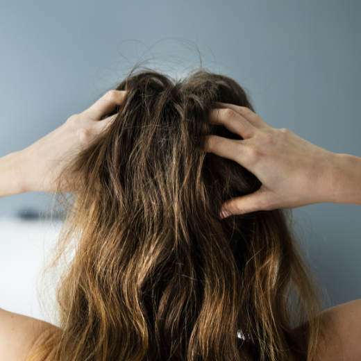 The Secret to Effortlessly Chic Hair: Style with Dry Shampoo