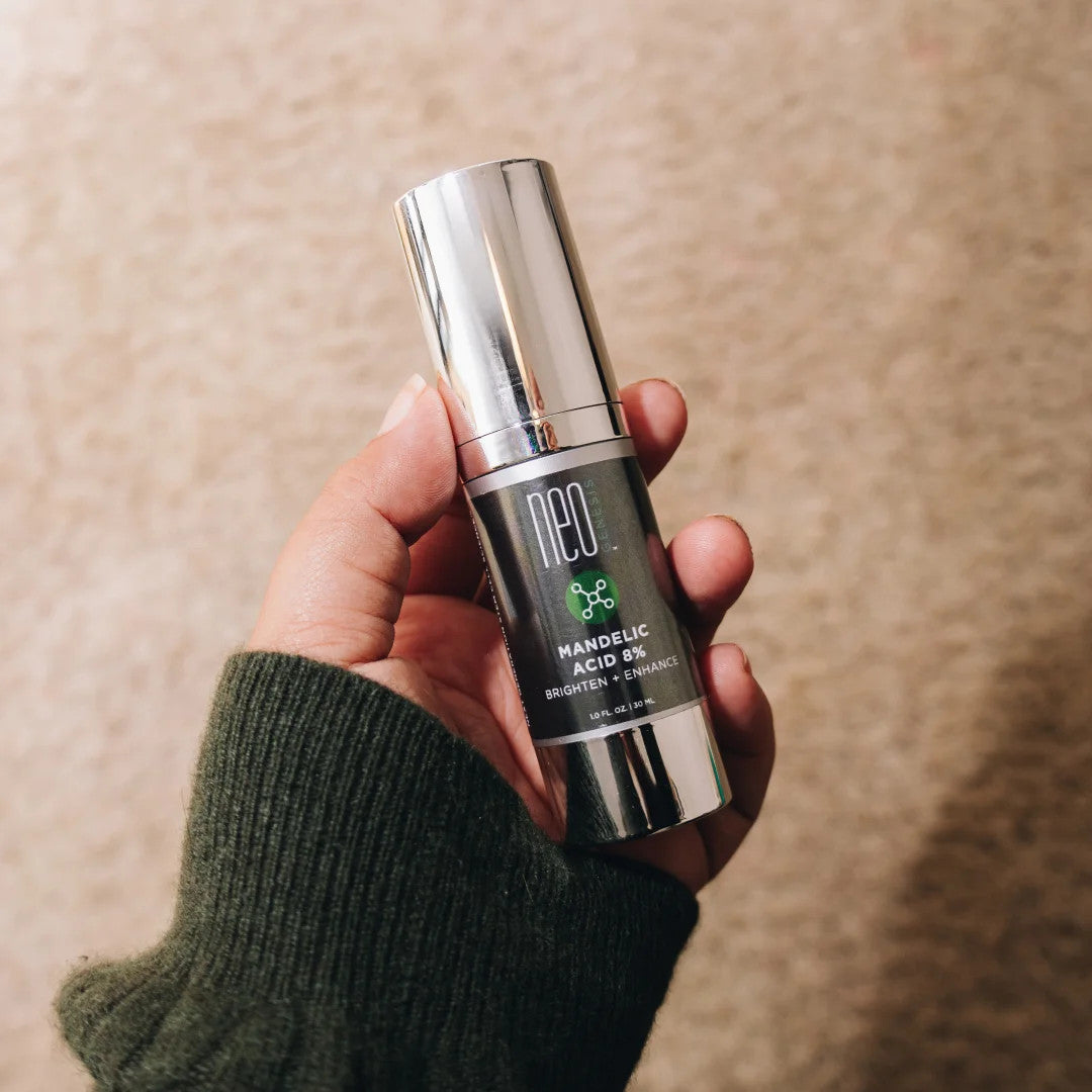 Hand Holding The NeoGenesis Mandelic Acid 8%