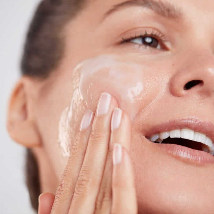Elemis Dynamic Resurfacing Facial Wash | SkinElite - lifestyle