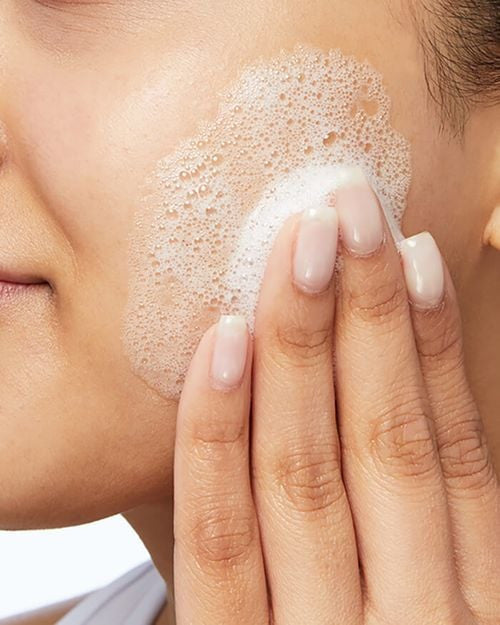 CeraVe Foaming Facial Cleanser - SkinElite - lifestyle