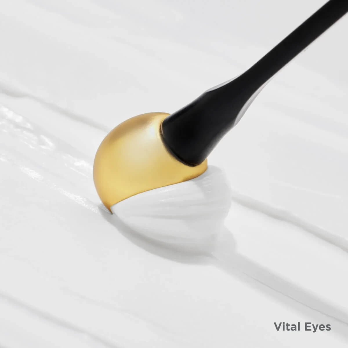 ISDIN Isdinceutics Vital Eyes Eye Cream 0.53 oz - SkinElite - texture