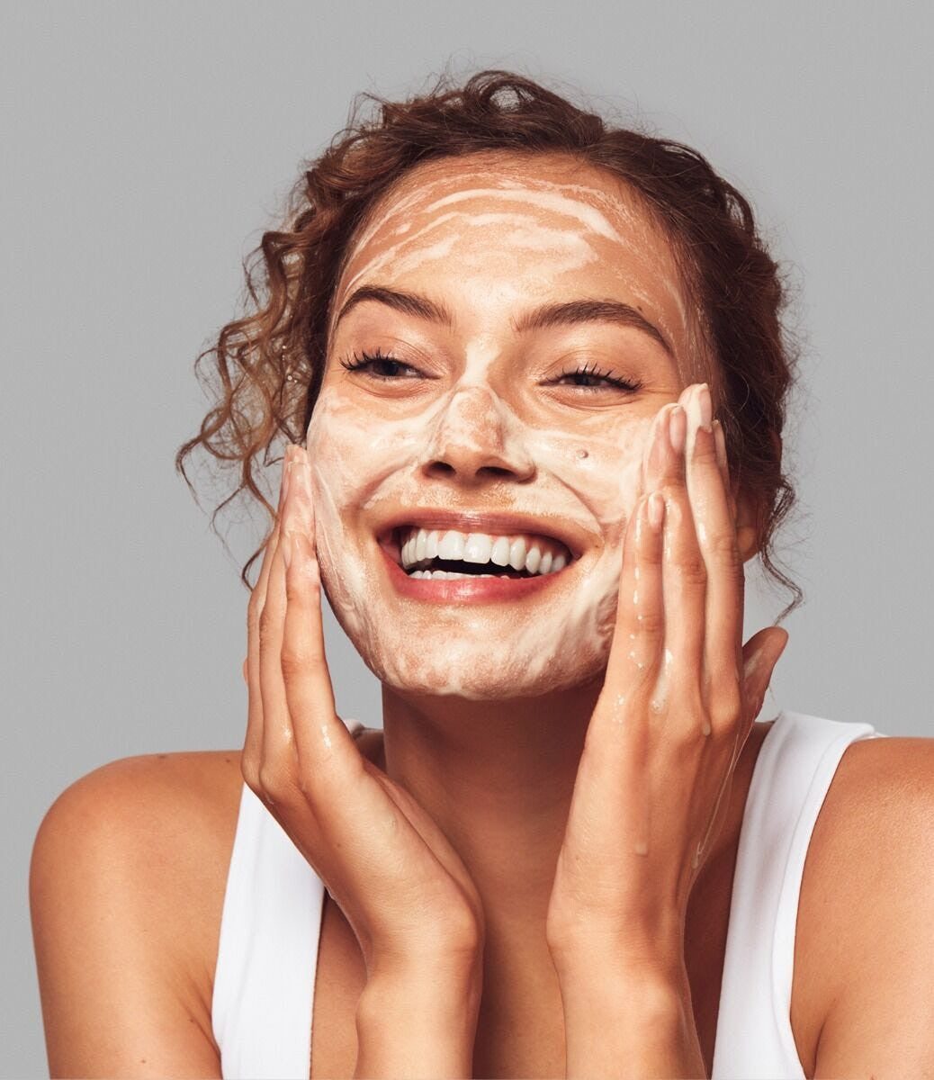 Glytone Mild Gel Cleanser 6.7 fl oz - SkinElite - lifestyle