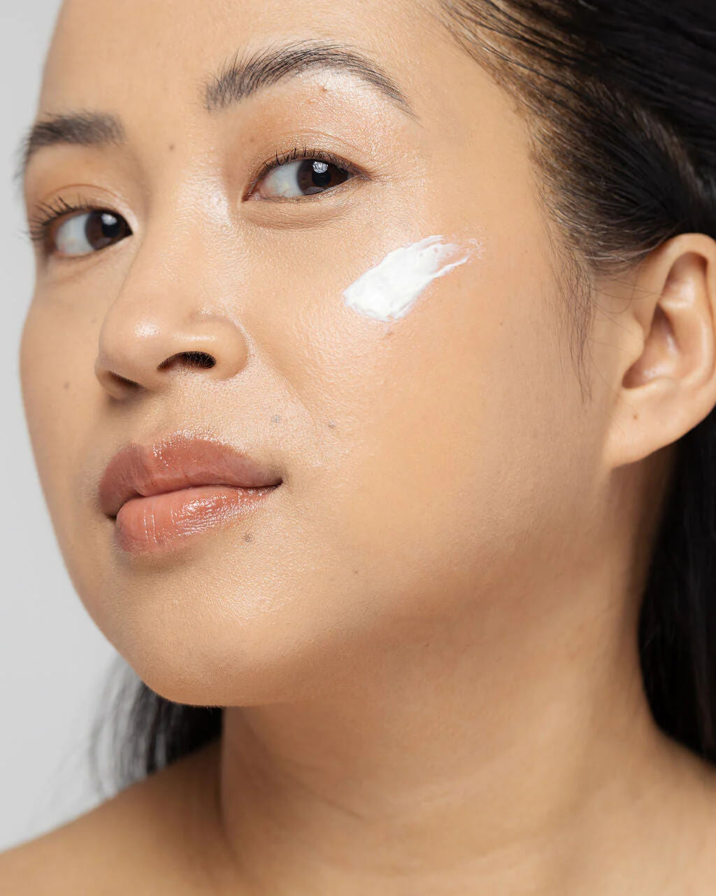 Vivier Retinol 0.3% 1 fl oz - Skin Elite - lifestyle