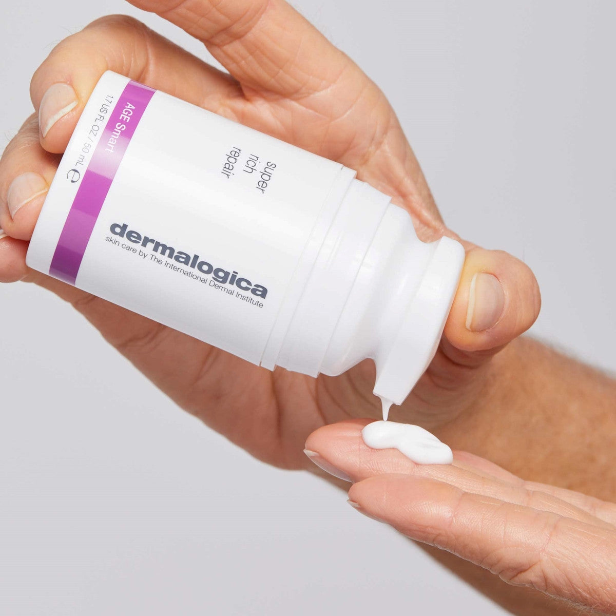 Dermalogica Super Rich Repair Moisturizer pump