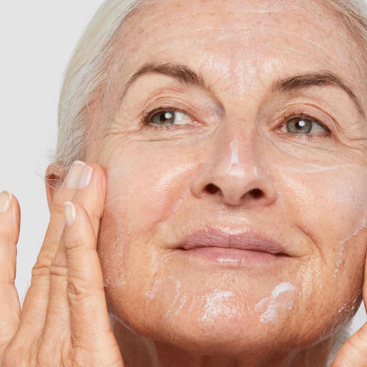 Dermalogica Super Rich Repair Moisturizer lifestyle