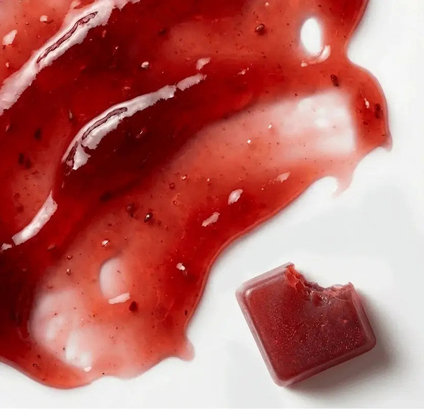 Xtressé Hair Growth Gummy - 60 gummies texture