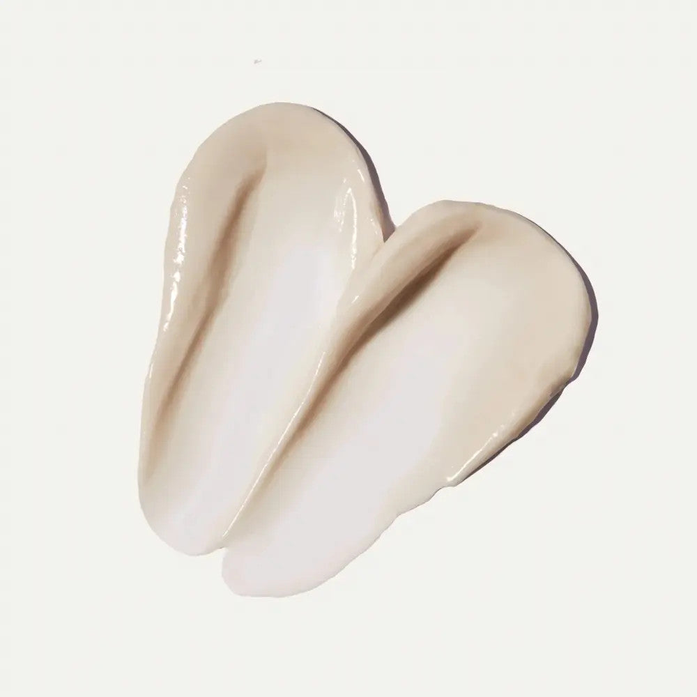 Auteur Definitive Neck and Décolleté Cream 1 fl oz texture